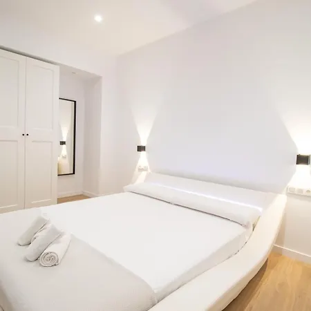 Bedtime Suites By Concept Flats Valencia Exterior foto